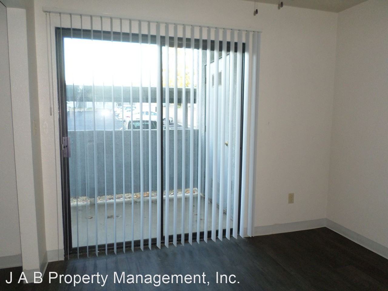 RAINTREE CONDOMINIUMS 101 S. FRONT STREET Apartments in Rio Vista, CA