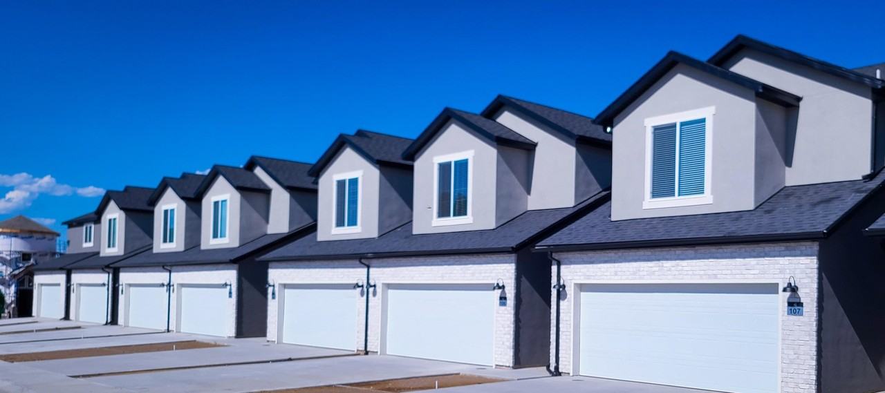 VALO at South Haven Farms Townhomes in Payson Apartments 1363 E 100 S