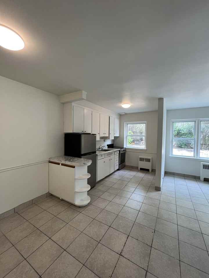 917 Hamilton Road Apartments 917 Hamilton Rd, London, ON N5Z 1W3 Zumper