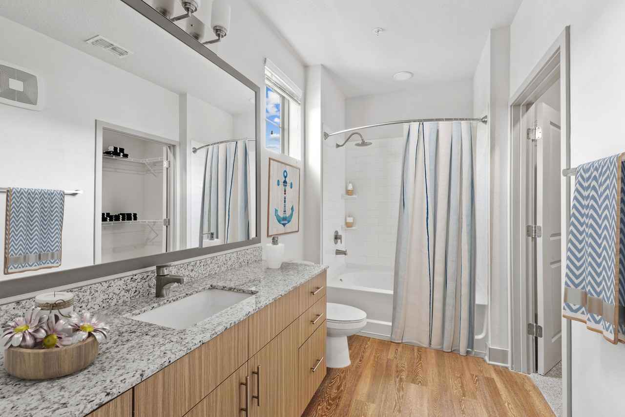 Lantower Grande Flats Apartments 3512 Grande Reserve Way, Orlando, FL