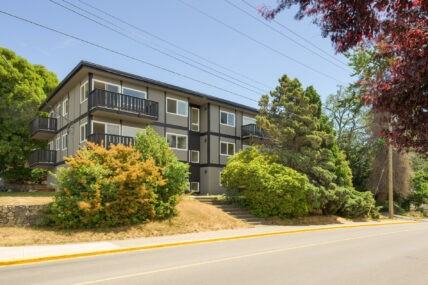 Lamplighter Apartments 435 Lampson St, Esquimalt, BC V9A 5Y9 Zumper