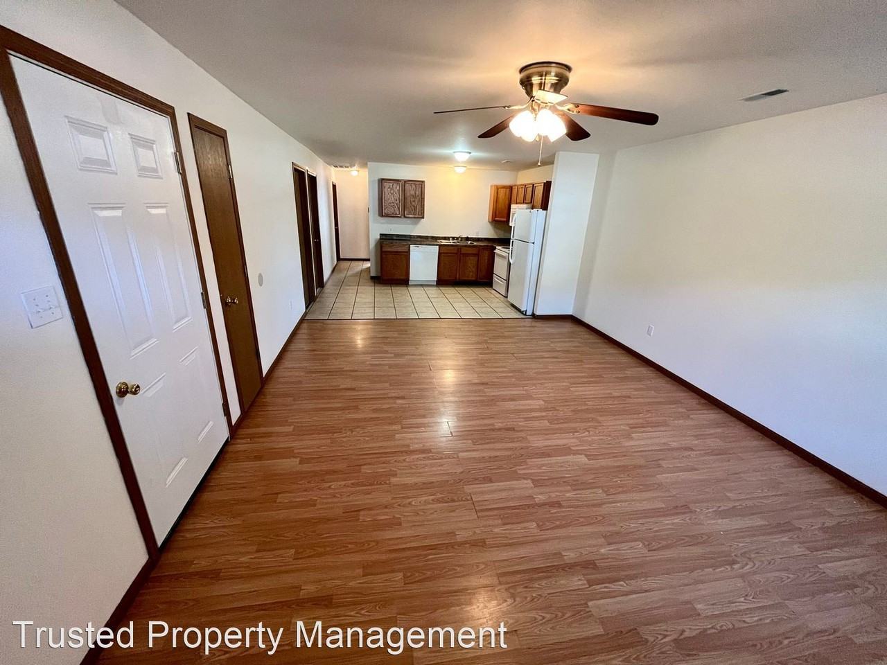 103, 105 Wiese Parkway Apartments in Bourbon, MO 65441 Zumper