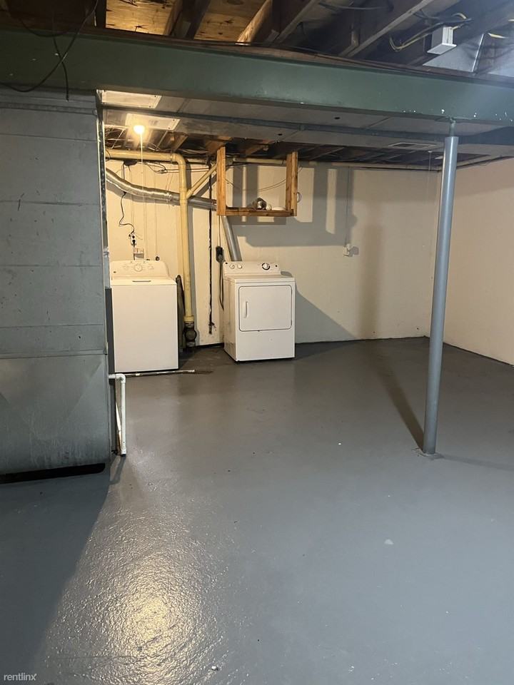 Oakbrook Townhomes Apartments 5000 Oakbrook Dr, Lansing, MI 48910