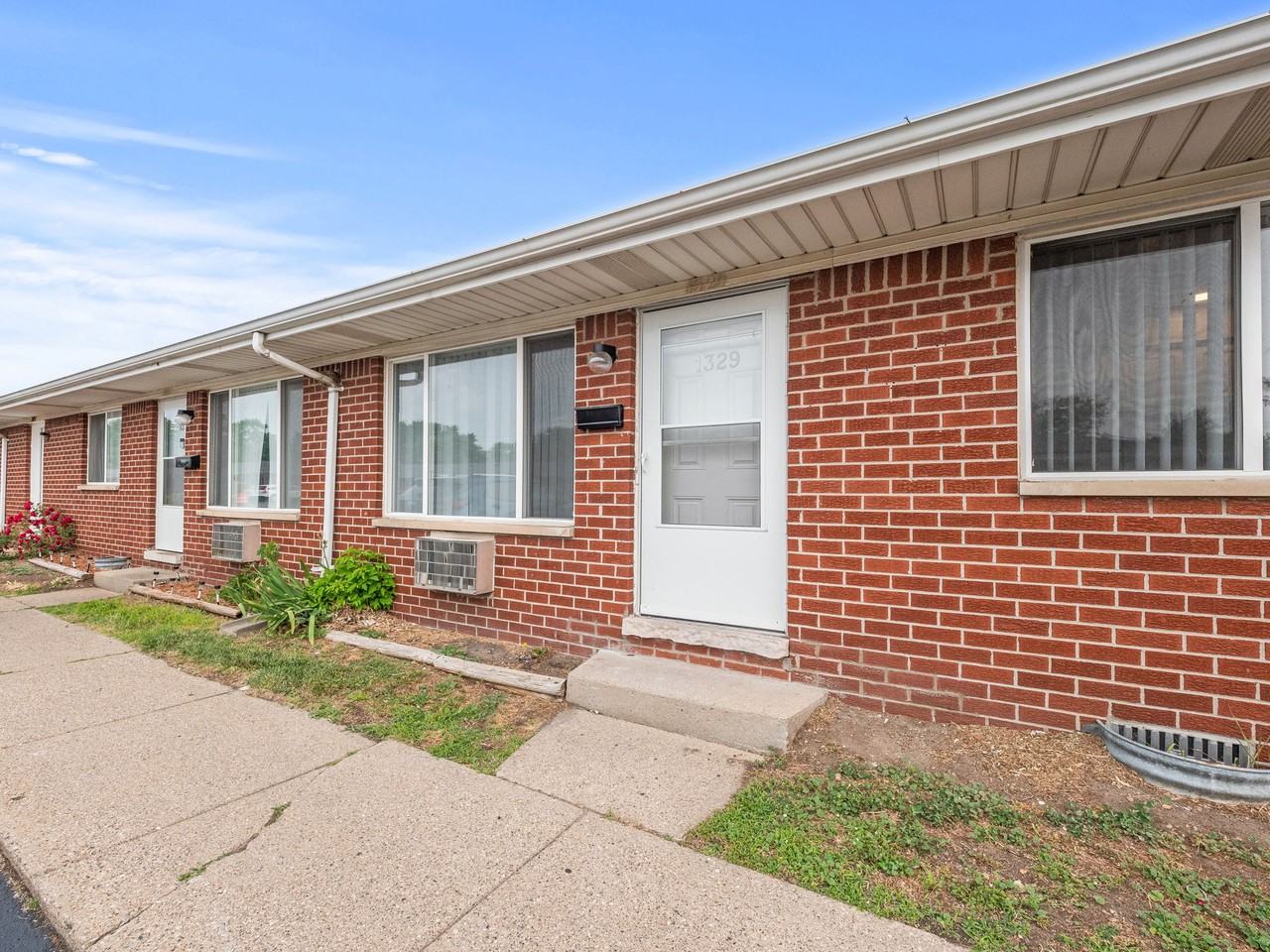 The Ranches Of Rosebrook Apartments 204 S Harris Rd, Ypsilanti, MI