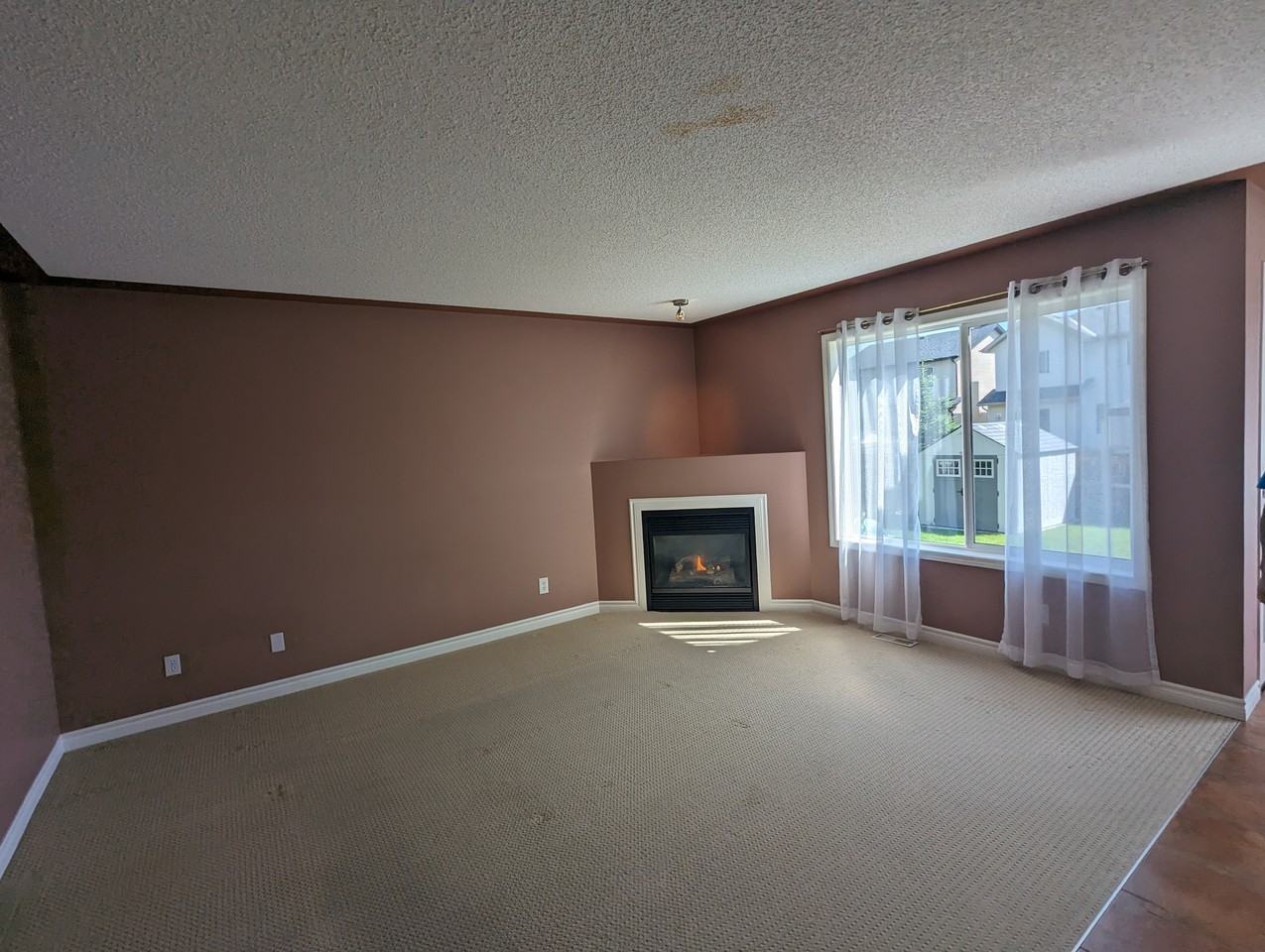 40 Cougar Ridge Link Southwest, Calgary, AB T3H 5L4 3 Bedroom House for