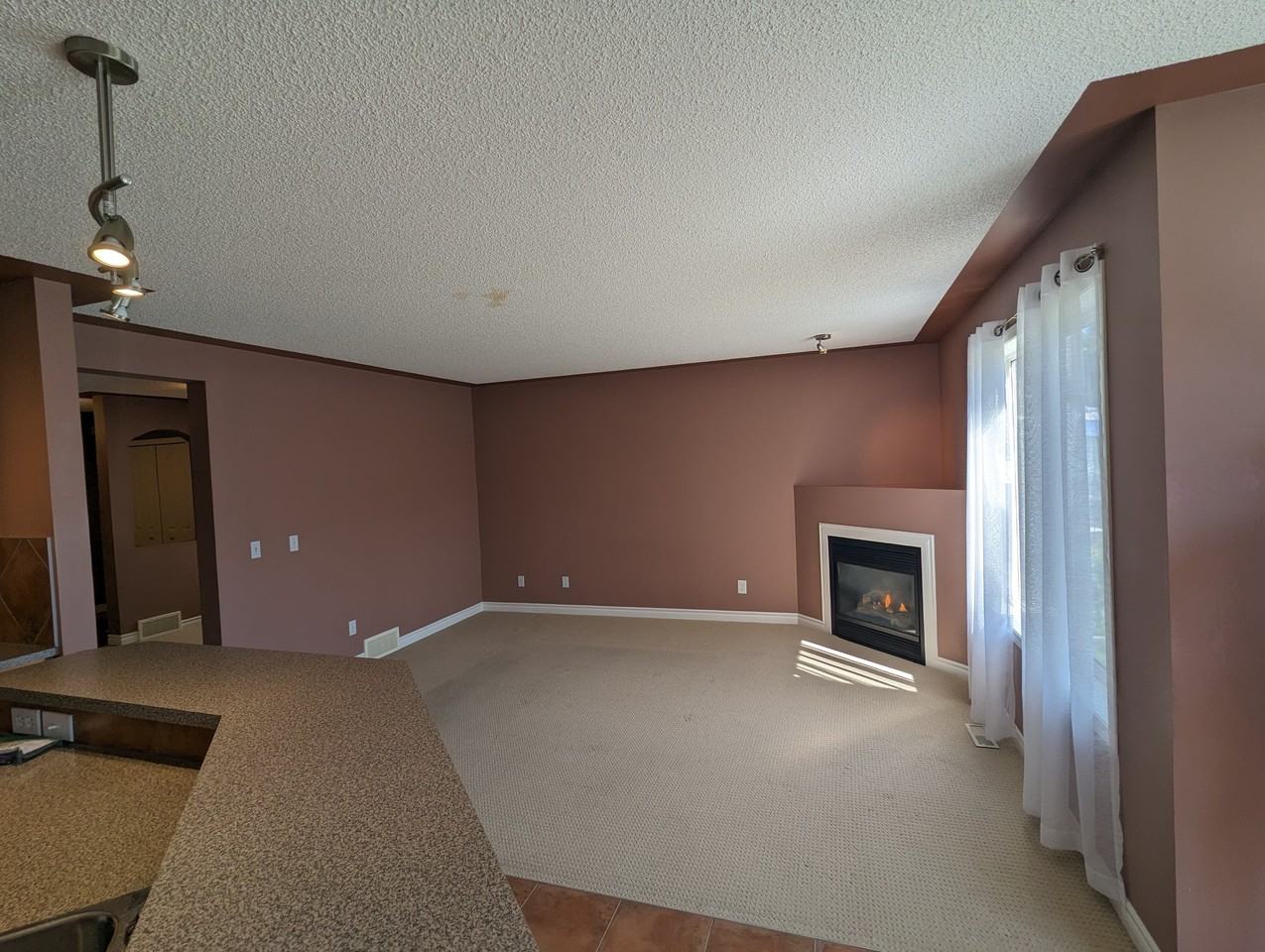 40 Cougar Ridge Link Southwest, Calgary, AB T3H 5L4 3 Bedroom House for