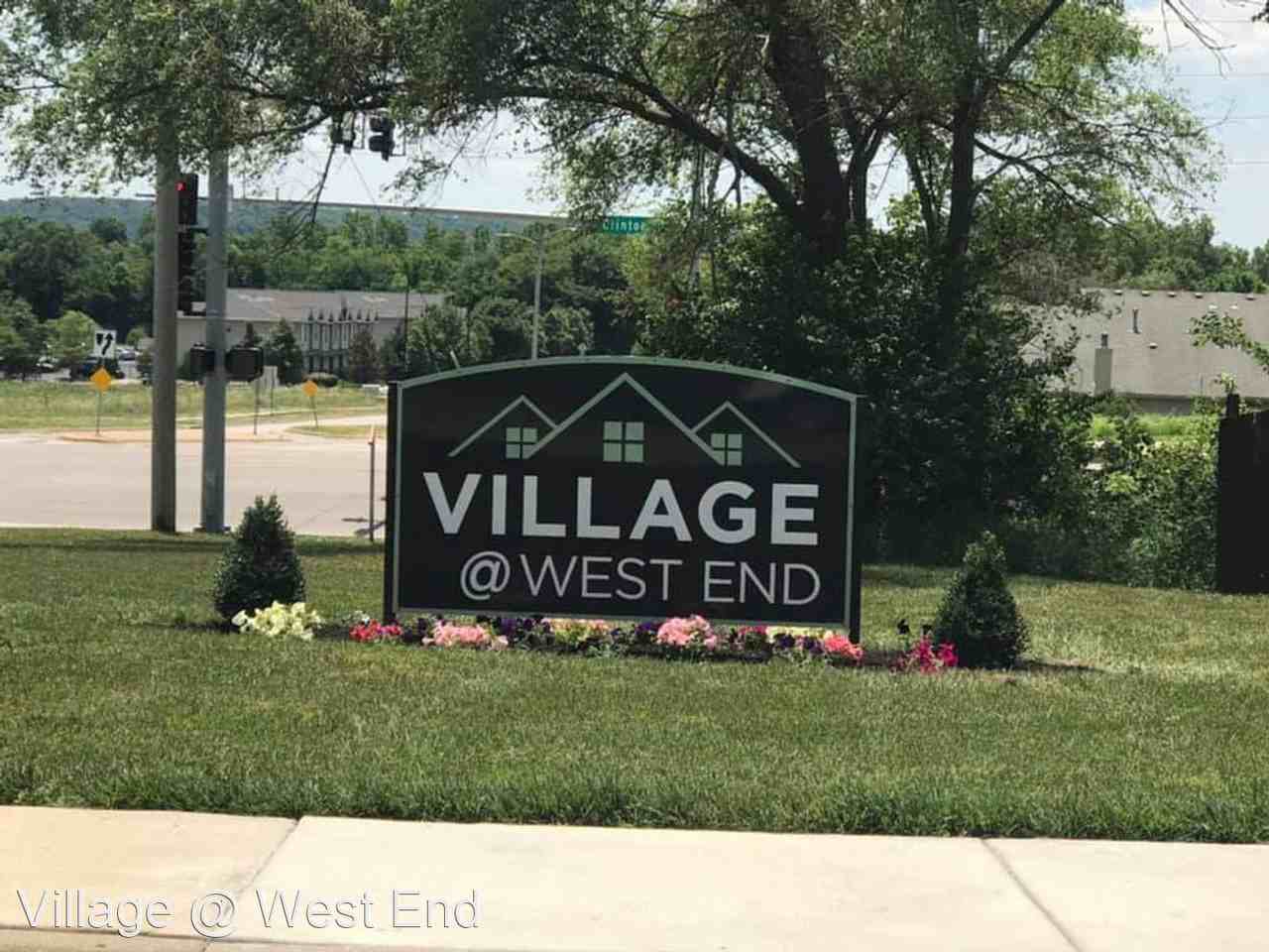 Village West End 4 bedroom townhomes Apartments 4501 Wimbledon Dr
