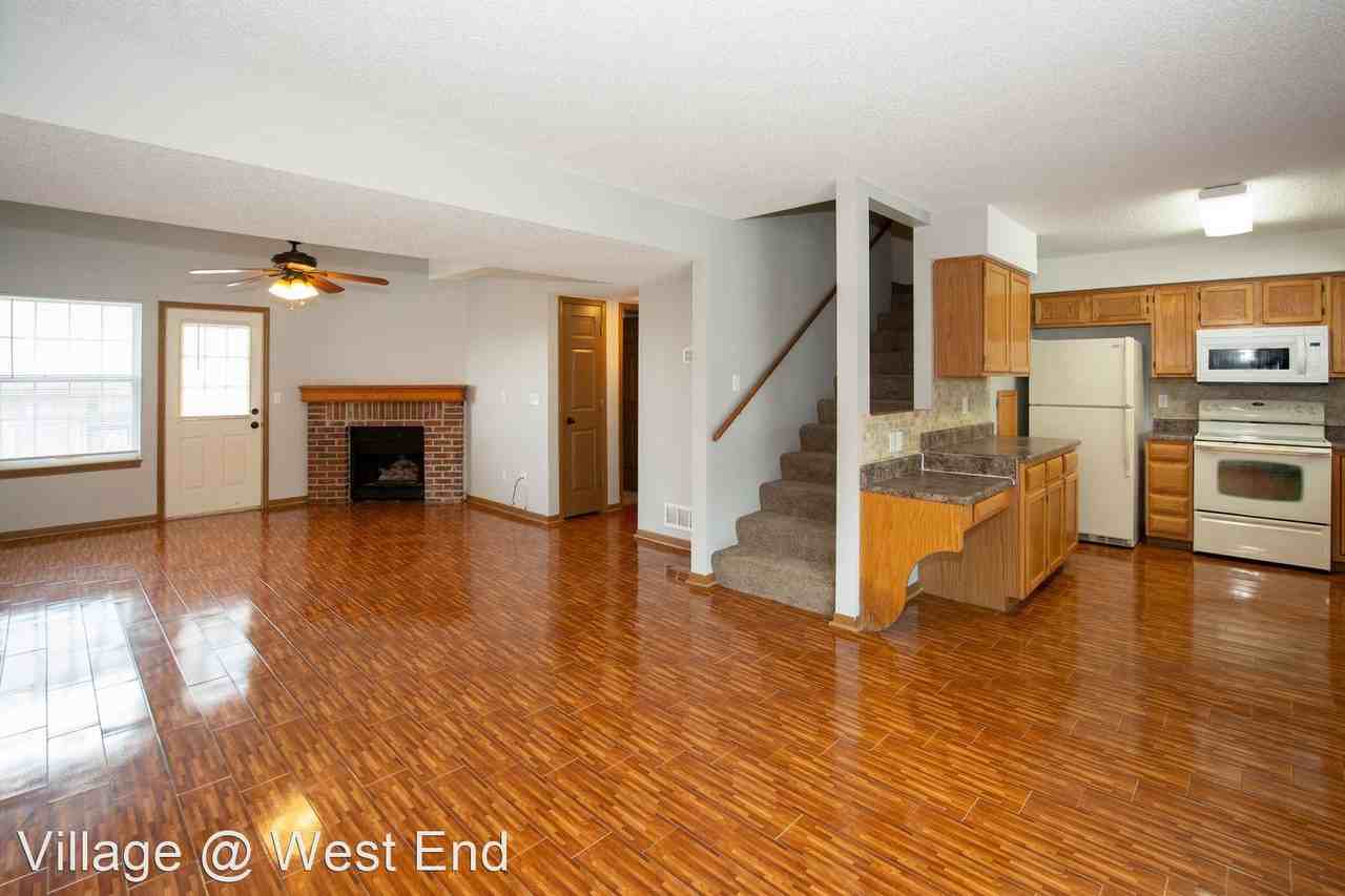 Village West End 4 bedroom townhomes Apartments 4501 Wimbledon Dr