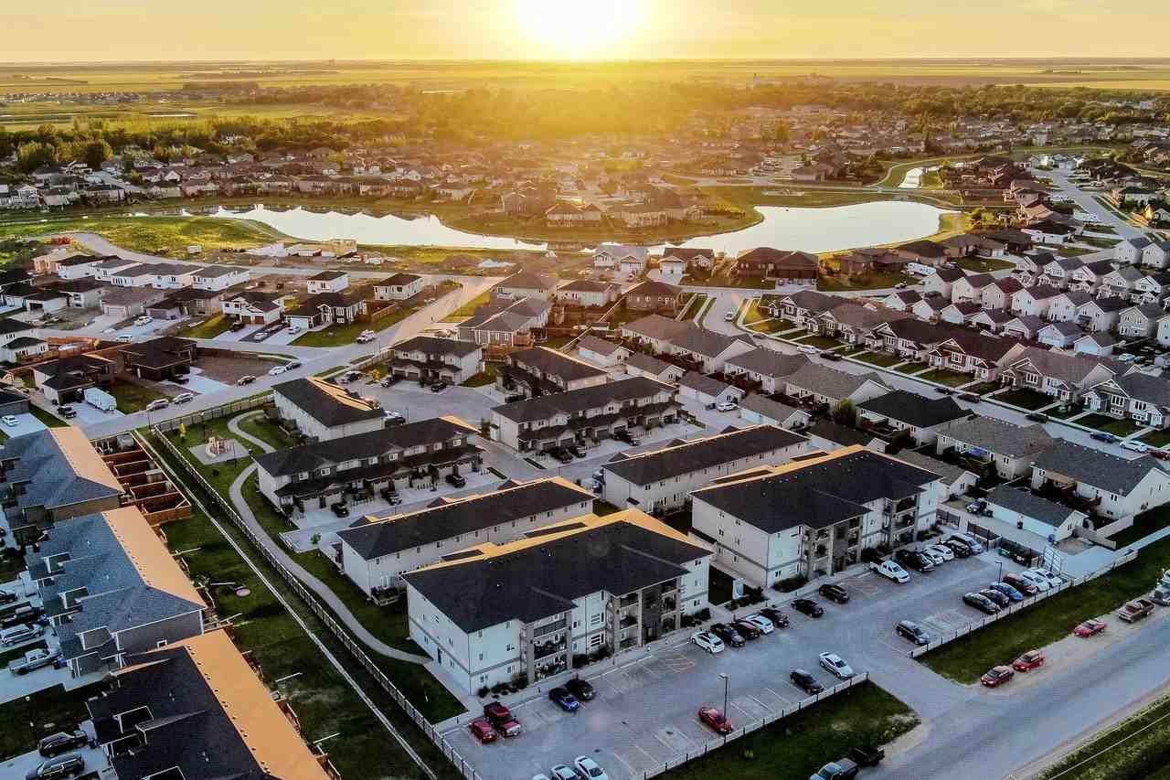 Sixth Ave. Towers Apartments 425 6th Ave S, Niverville, MB R0A 0A2