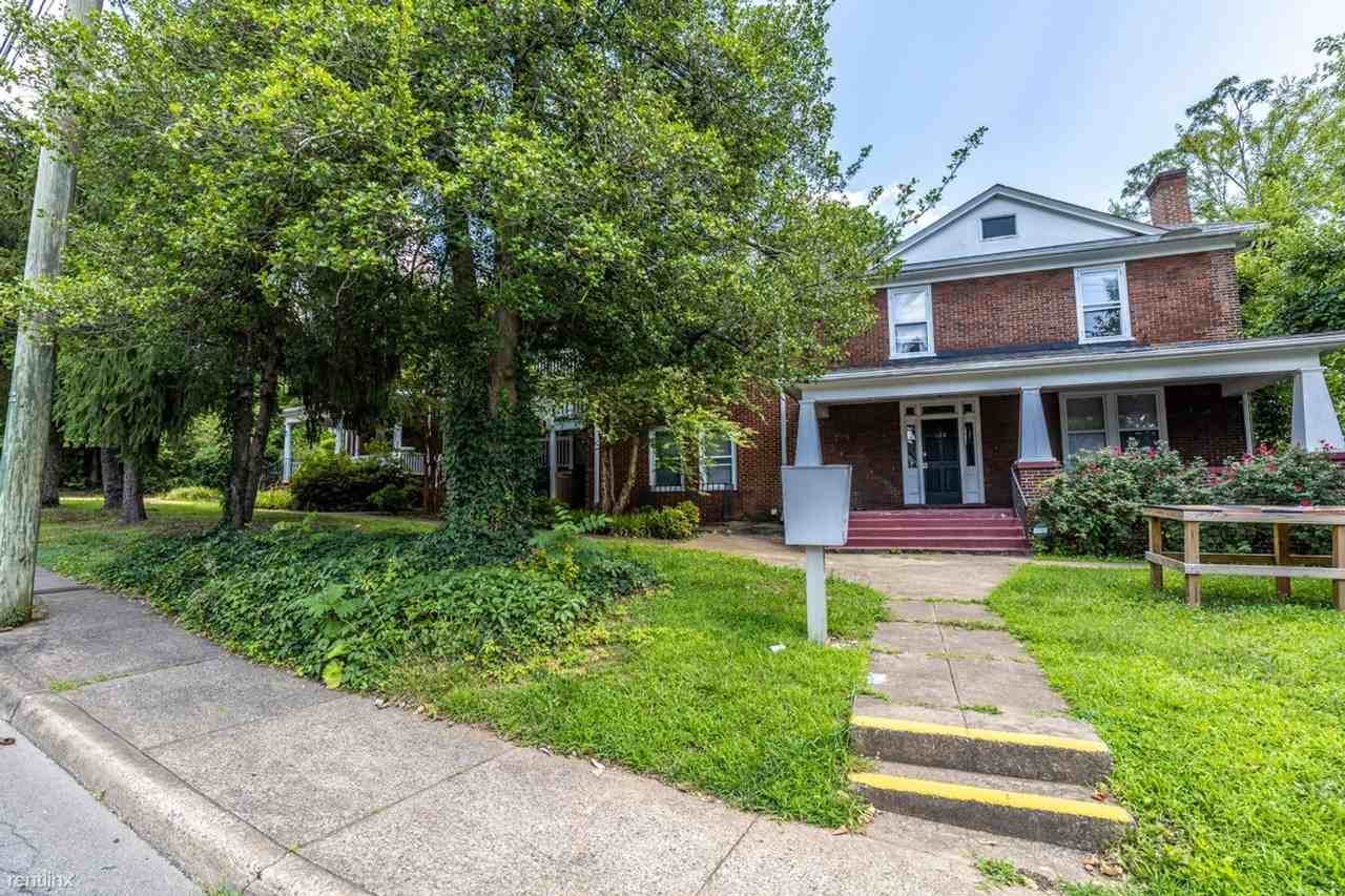 608, 610 & 612 Rugby Rd Apartments in Charlottesville, VA 22903 Zumper