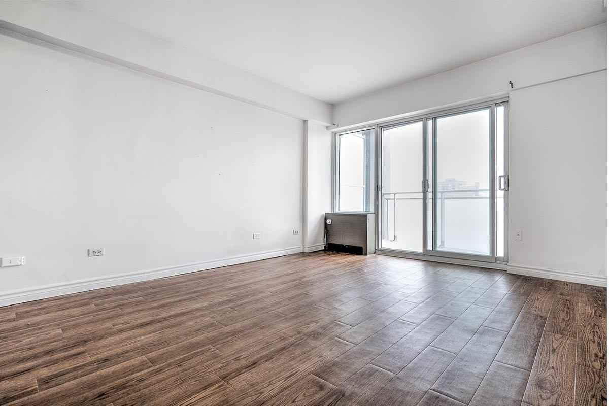 Terrasses Embassy Apartments 3440 Rue Durocher, Montréal, QC H2X 2E2