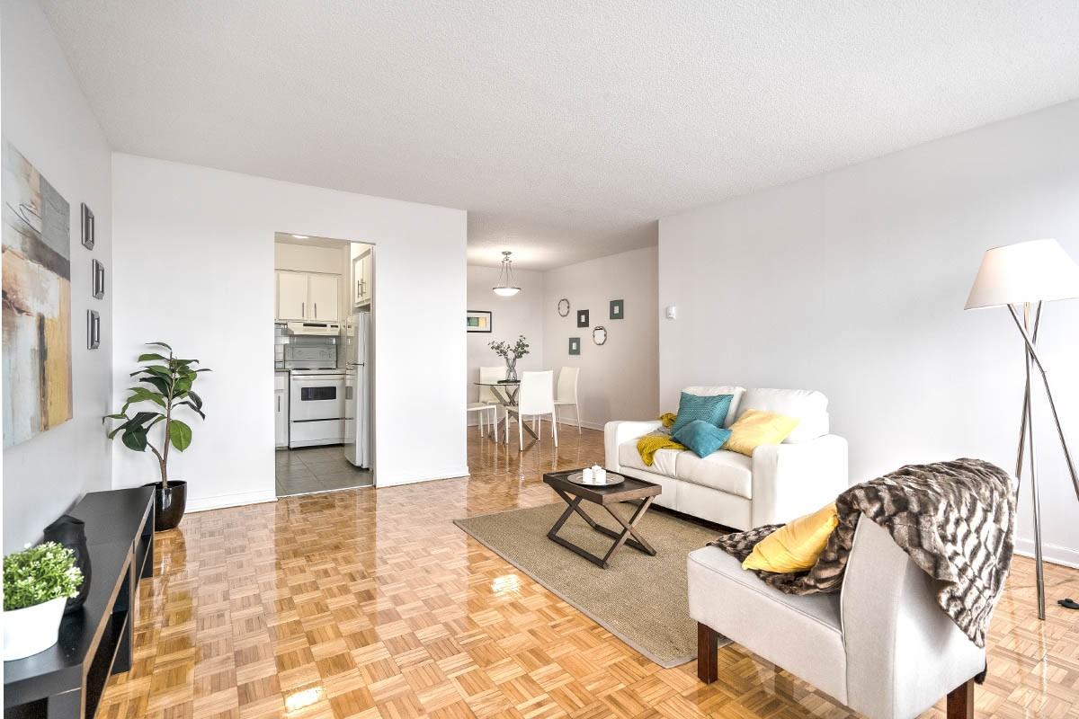 Domaine Bellerive Apartments 1 Place De La BelleRive, Laval, QC H7V