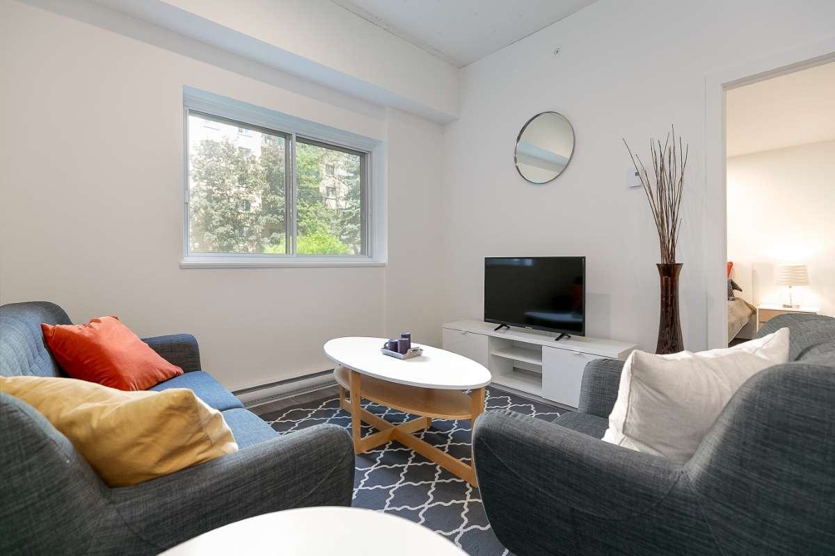 Place Cavendish Apartments 2525 Boul Cavendish, Montréal, QC H4B 2Y6