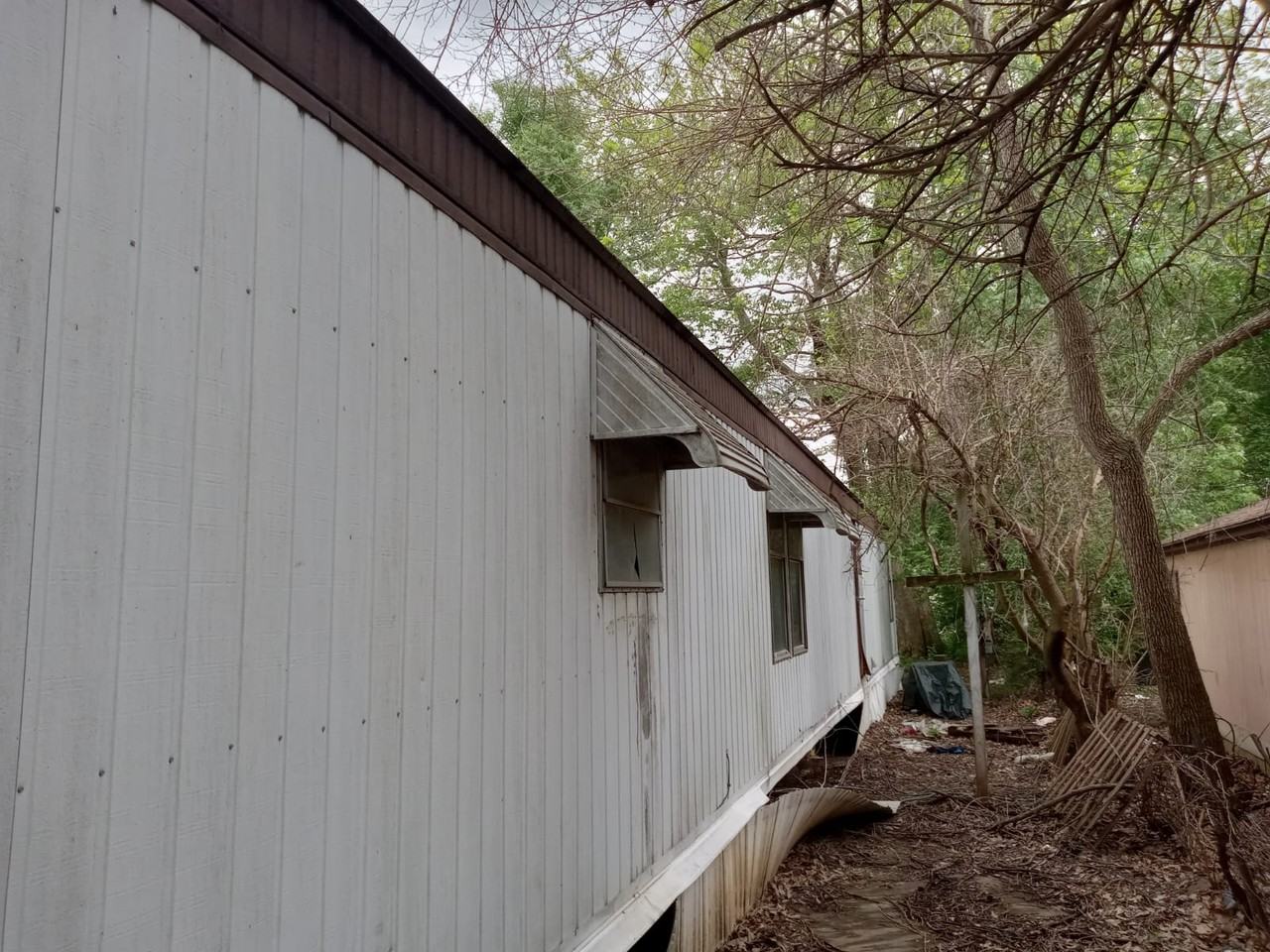 Danville Mobile Home Park A13, Danville, IL 61832 2 Bedroom Apartment