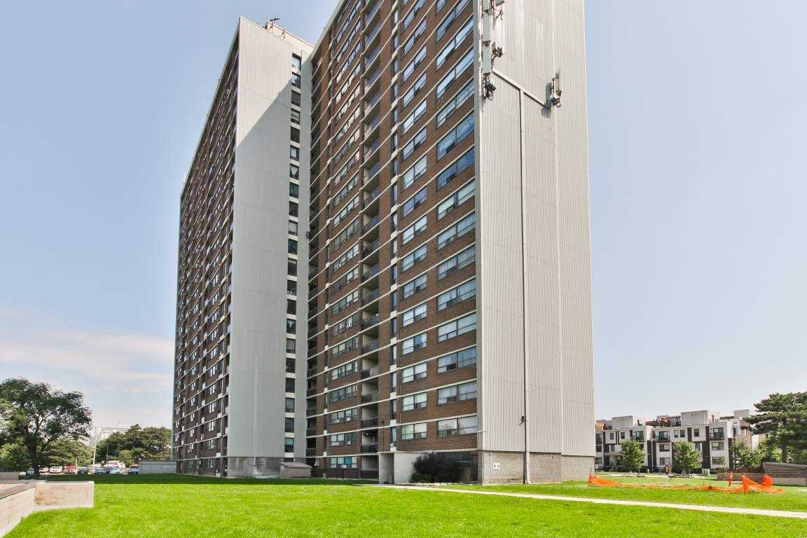 44 Valley Woods Rd. Apartments 44 Valley Woods Rd, Toronto, ON M3A