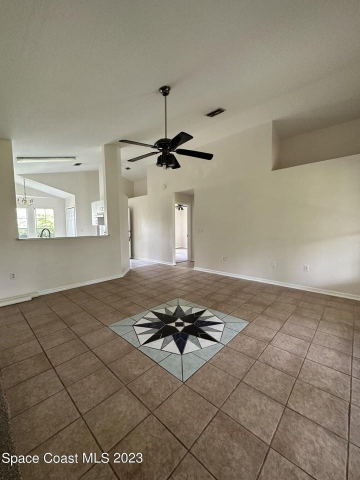 5245 Holden Rd, Port St. John, FL 32927 3 Bedroom Apartment for 1,800