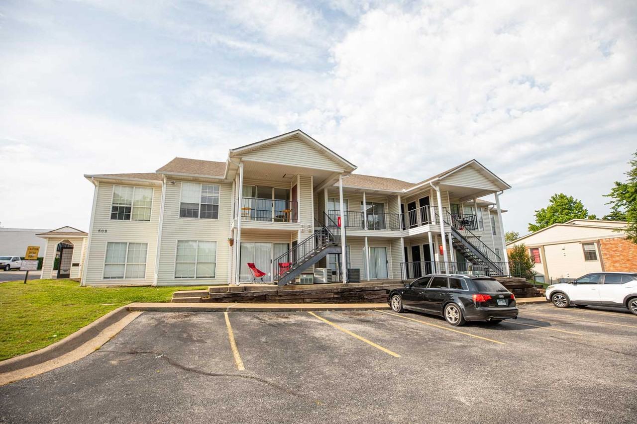 The Parker on Black Oak Apartments 608 Black Oak Ave, Springdale, AR