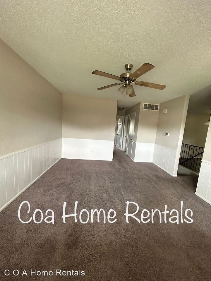 3159 S. Bunker Hill 3161 S. Bunker Hill Apartments in McConnell Air