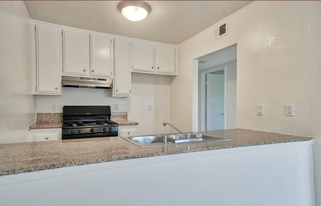 Apartments for Rent in Lakewood, CA 42 Condos & Other Rentals Zumper
