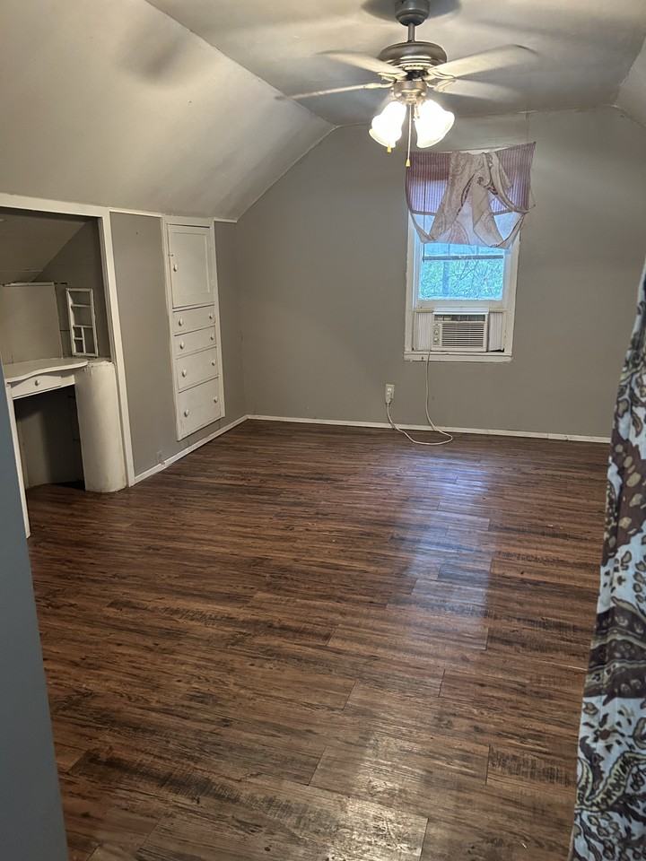 1018 Park Ave, Poplar Bluff, MO 63901 2 bedroom House Rental Zumper