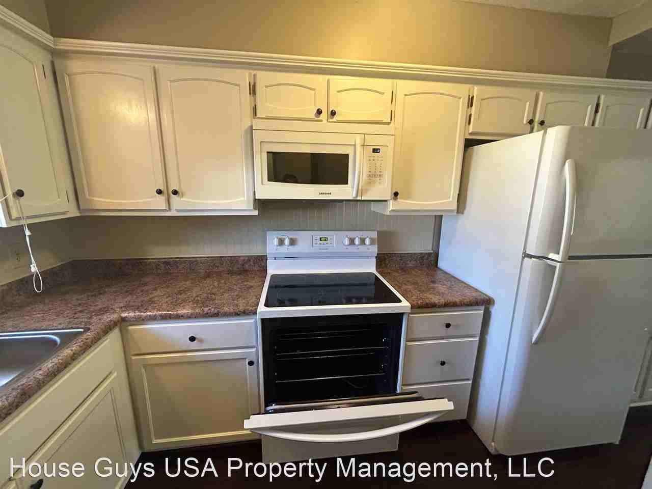 Move in ready 2 bed 1.5 bath!!! Apartments 900 Sw Kingscross Rd, Blue