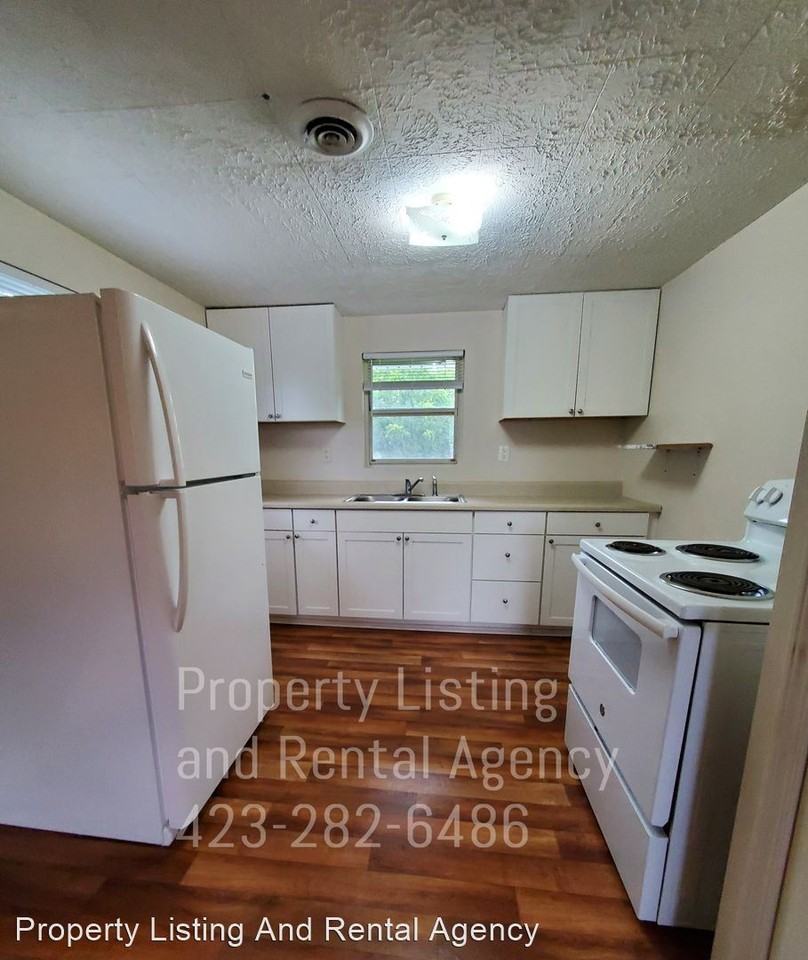 545 & 549 Upper Sand Valley Rd Apartments in Jonesborough, TN 37659