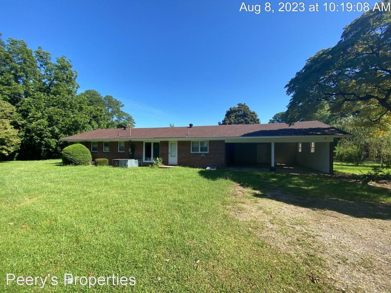 7649 Raeford Rd, Fayetteville, NC 28304 3 Bedroom House for 1,250