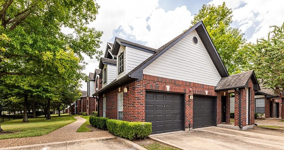 Broadstone New Territory Apartments 5555 New Territory Blvd, New