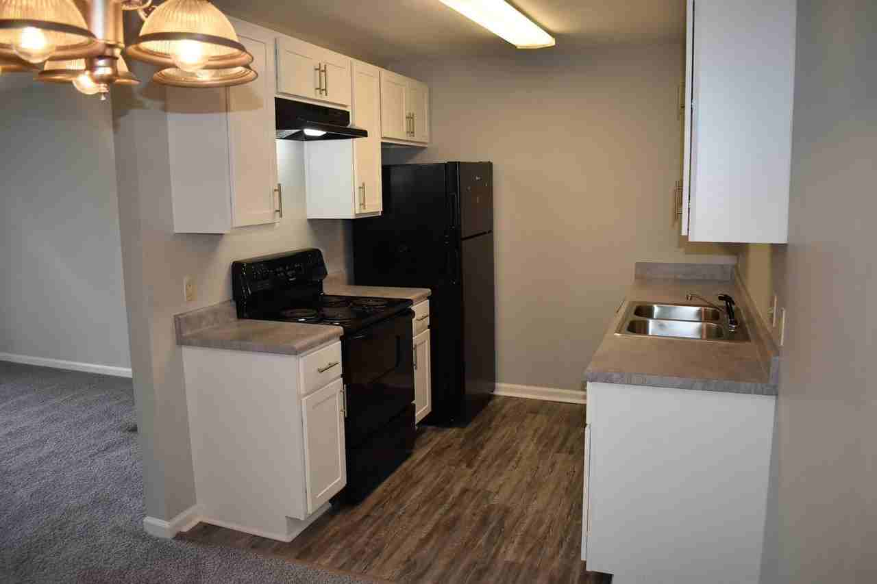 2800 McFarland Apartments 2800 Mcfarland Blvd E Ste, Tuscaloosa, AL