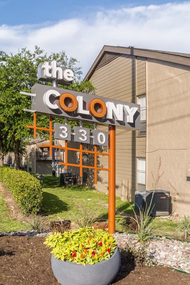 The Colony 330 Kitty Hawk Rd, Universal City, TX 78148 Apartment