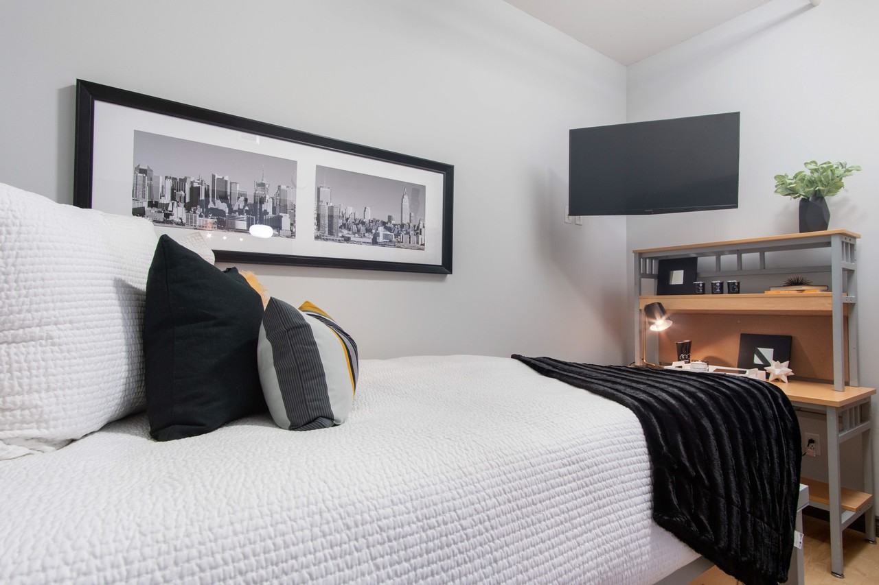 La MARQ Apartments 1430 Rue City Councillors, Montréal, QC H3B 1B4