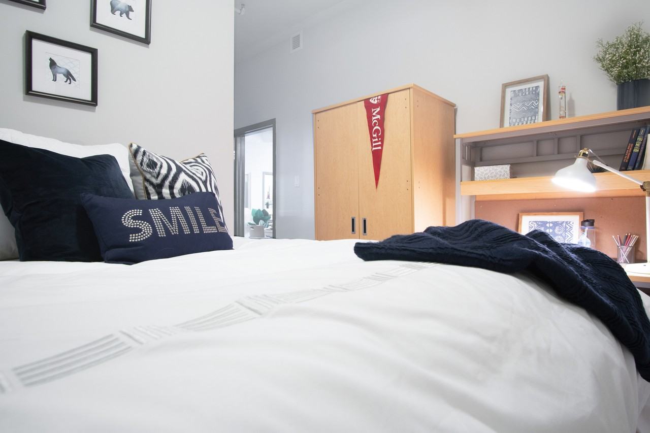 La MARQ Apartments 1430 Rue City Councillors, Montréal, QC H3B 1B4