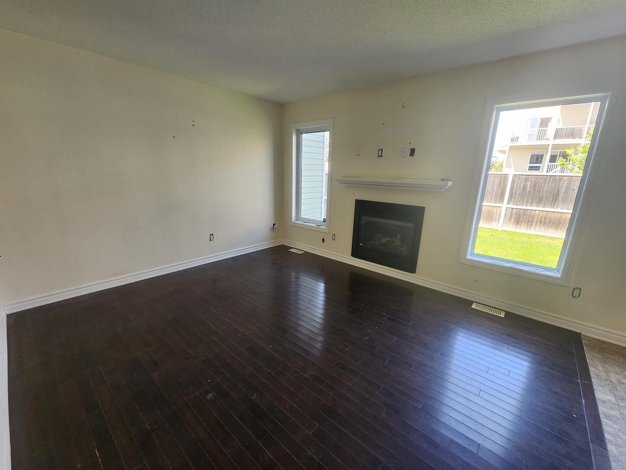 418 Temiskaming Crescent 1 Apartments 418 Temiskaming Cres, Ottawa