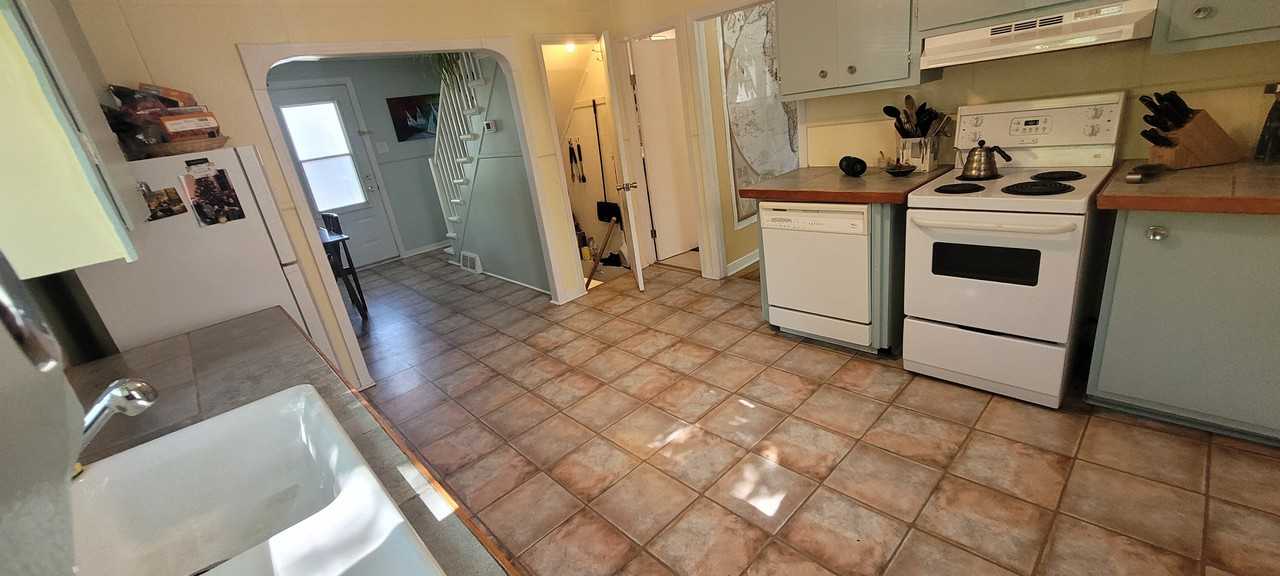 64 Rue des Ormes B, VaudreuilsurleLac, QC J7V 8P3 4 Bedroom House