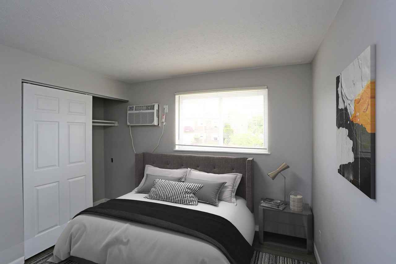 Dover Heights Apartments 3775 Westmont Drive, Cincinnati, OH 45205