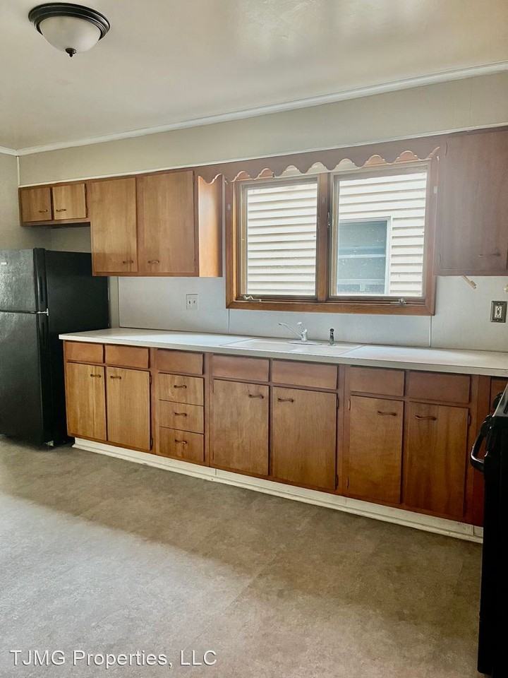 104 Melrose Ave Apartments in Eastwood, Syracuse, NY 13206 Zumper