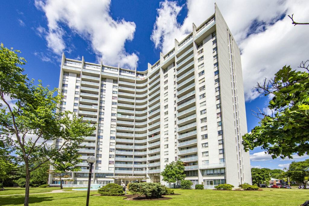 1501 Woodbine Avenue Apartments 1501 Woodbine Ave, Toronto, ON M4C