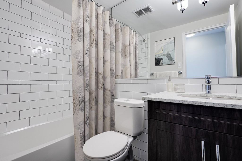 150 Dowling Avenue Apartments 150 Dowling Ave, Toronto, ON M6K 3A8 Zumper