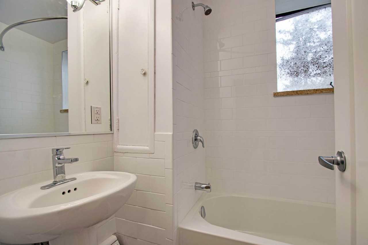 806 Kennedy Road Apartments 806 Kennedy Rd, Toronto, ON M1K 2E1 Zumper