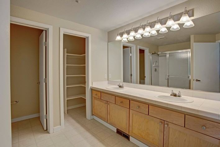 The Carillon Apartments 5604 Lakeview Dr, Kirkland, WA 98033 Zumper