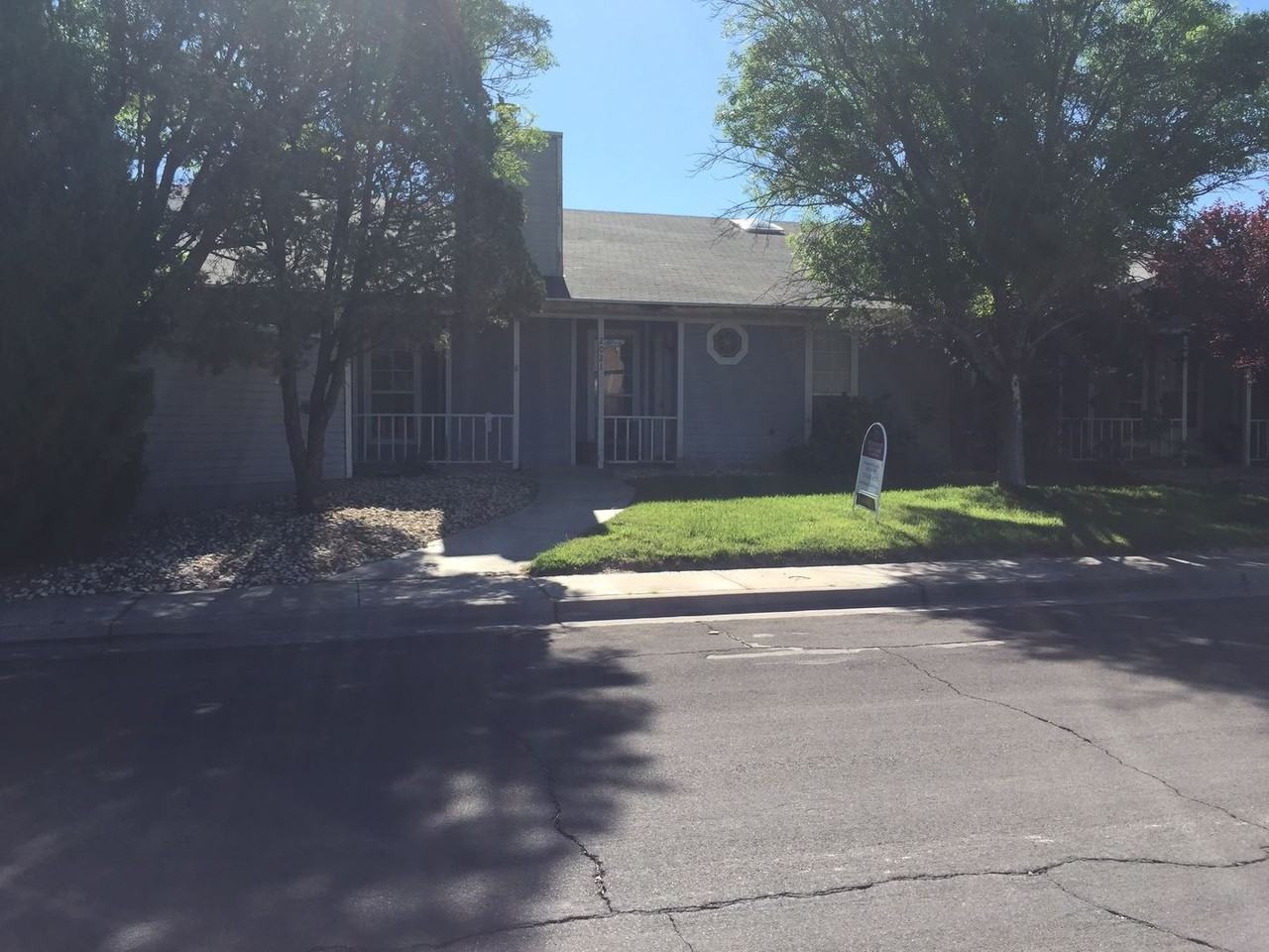 Poe/Clover Apartments E Poe St, Roswell, NM 88203 Zumper