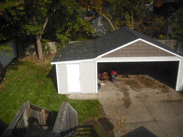 847 Courtney St NW Apartments in West Grand, Grand Rapids, MI 49504