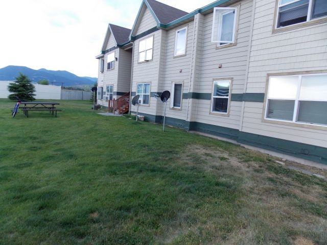 522 Airport Rd, Red Lodge, MT 59068 2 Bedroom Apartment for 795/month