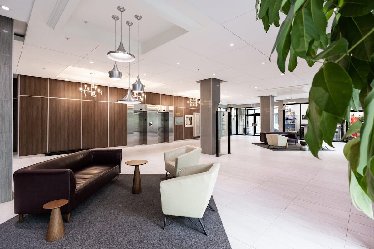 Le StLaurent Apartments 250 Grande Allée O, Québec, QC G1R 2H4 Zumper