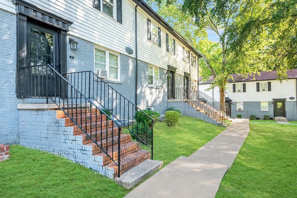 Birch Townhomes Apartments 3115 Southwest Boulevard, Charlotte, NC