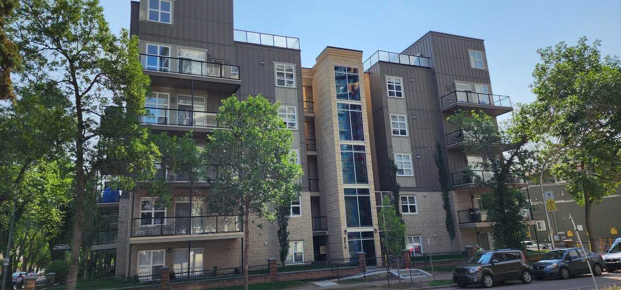 Bright 1 bed 1 bath condo*Great for U of A Students!*Insuite Laundry