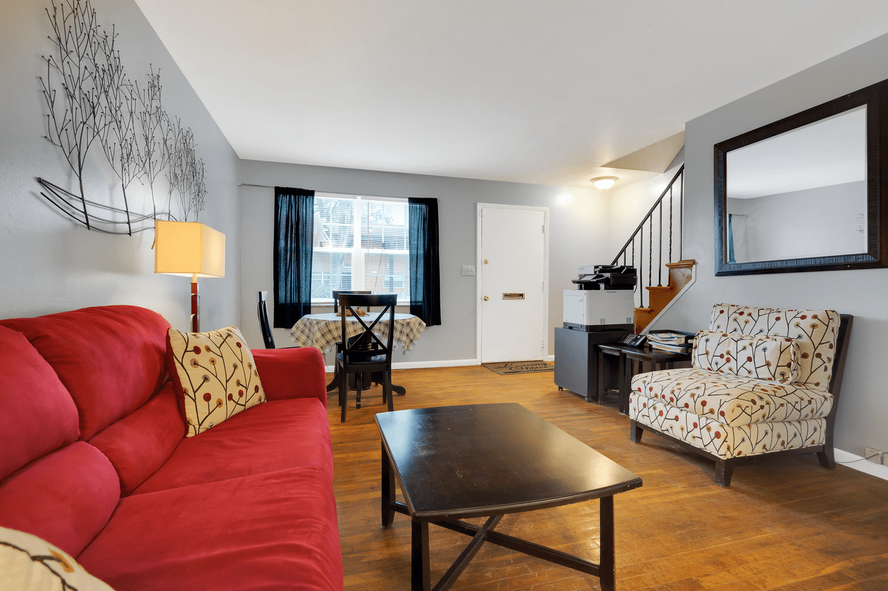 Colonial Park Townhomes Apartments 5421 Lonsdale Pl N, Columbus, OH