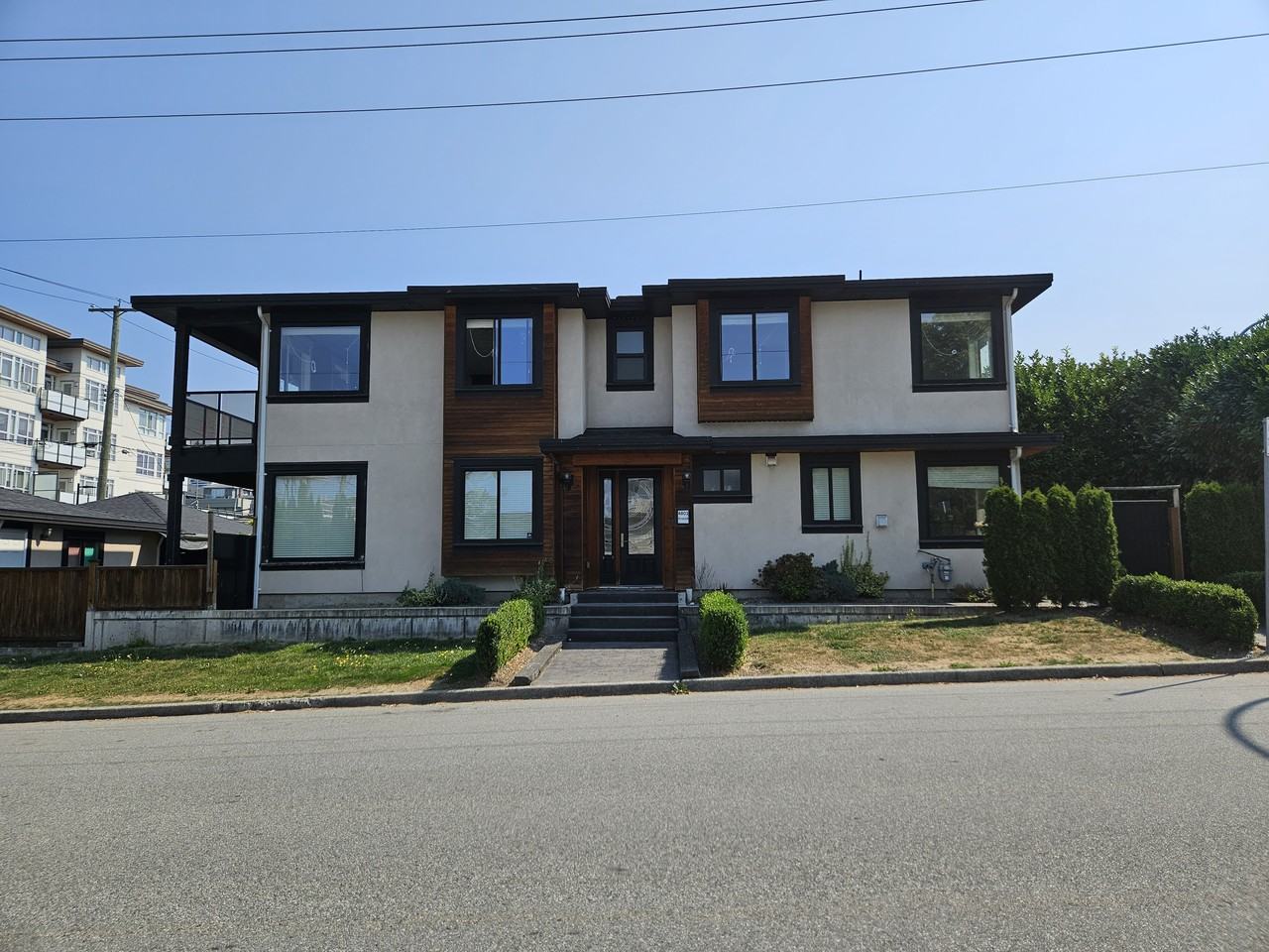 4801 Pender Street, Burnaby, BC V5C 2N7, CAN 3 bedroom House Rental