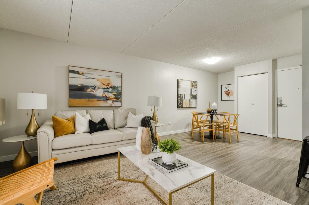 Colony Square Apartments 525 St Mary Ave, Winnipeg, MB R3C 3X3 Zumper