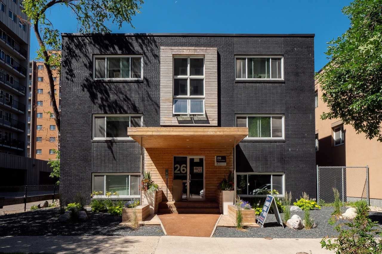 Hargrave Place Apartments 26 Hargrave St, Winnipeg, MB R3C 1N1 Zumper